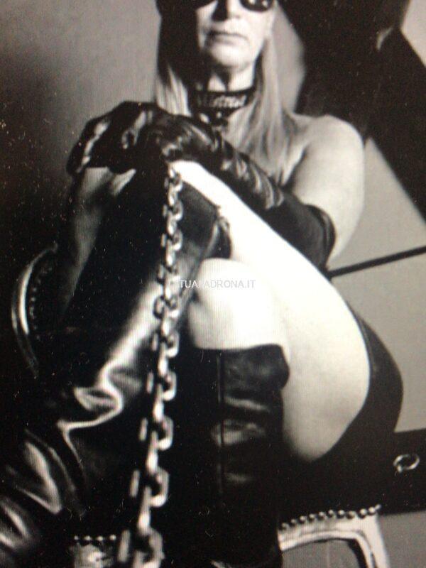 Miss LeatherLove