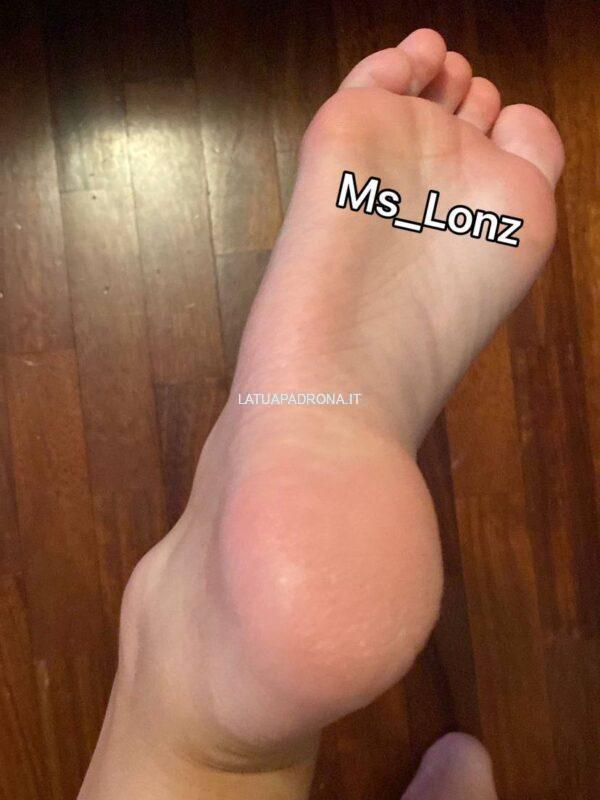 Miss Lonz